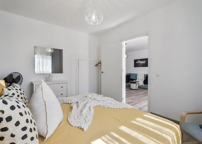 3 Omanai Tenerife Sur * Las Galletas